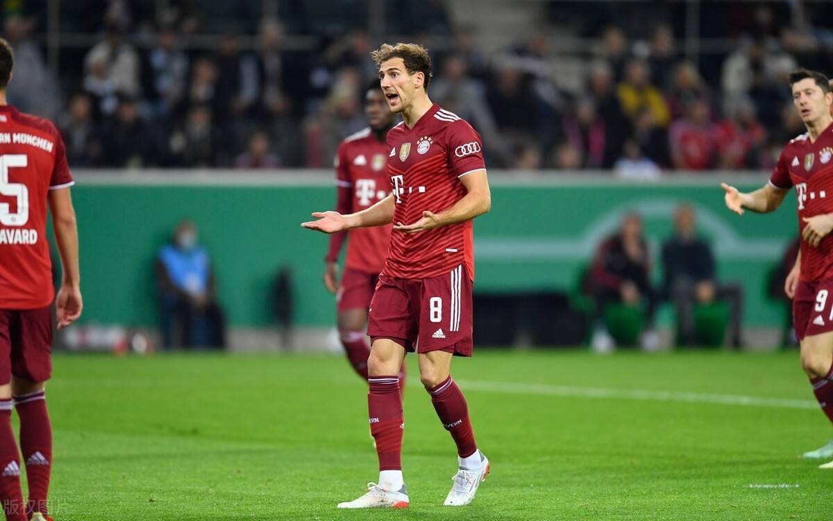 pg首页Faker连续五场比赛得分超过战术调整，拜仁挑战极限！的简单介绍